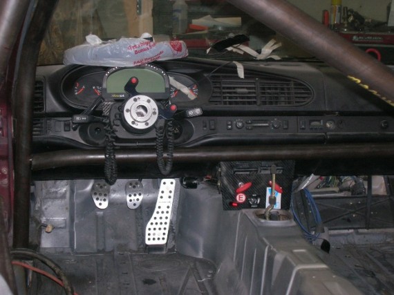 Click image for larger version

Name:	porsche944-7-570x427.jpg
Views:	401
Size:	59.7 KB
ID:	1990376